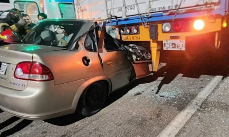 choque fatal en ruta 7: un hombre murio tras incrustarse debajo de un camion choque fatal en ruta 7: un hombre murio tras incrustarse debajo de un camion