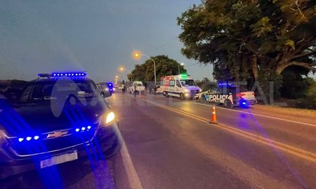 Un accidente de tránsito entre dos autos tuvo lugar en la ruta 11, durante la noche del domingo. Un accidente de tránsito entre dos autos tuvo lugar en la ruta 11, durante la noche del domingo.