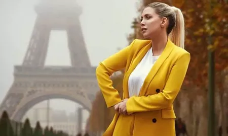 La empresaria fue convocada para promocionar una serie que habla sobre París. La empresaria fue convocada para promocionar una serie que habla sobre París.