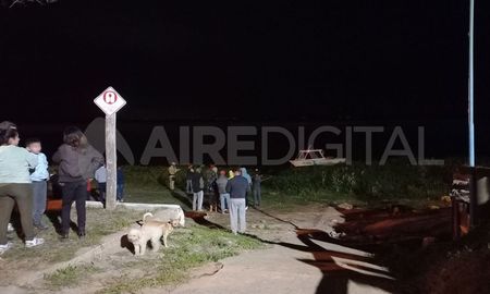 Accidente náutico en Coronda. Buscan a un hombre desaparecido. Foto Gentileza Horacio Capello. Accidente náutico en Coronda. Buscan a un hombre desaparecido. Foto Gentileza Horacio Capello.
