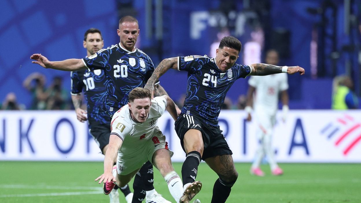 Argentina e Inglaterra igualan 0 a 0. Argentina e Inglaterra igualan 0 a 0.