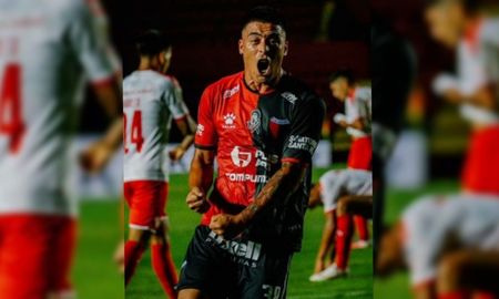 Brian Fernández jugó solo cinco partidos con la camiseta de Colón y marcó un gol, ante Independiente en Santa Fe. Brian Fernández jugó solo cinco partidos con la camiseta de Colón y marcó un gol, ante Independiente en Santa Fe.