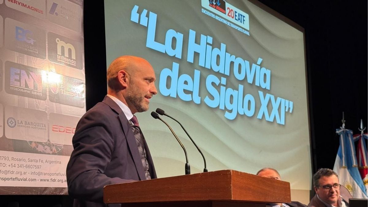 El titular de la cartera productiva contrastó la política nacional de ajuste con las acciones provinciales: “Frente a un escenario nacional complejo, desde el Gobierno de Santa Fe elegimos el camino de la inversión estratégica". El titular de la cartera productiva contrastó la política nacional de ajuste con las acciones provinciales: “Frente a un escenario nacional complejo, desde el Gobierno de Santa Fe elegimos el camino de la inversión estratégica".