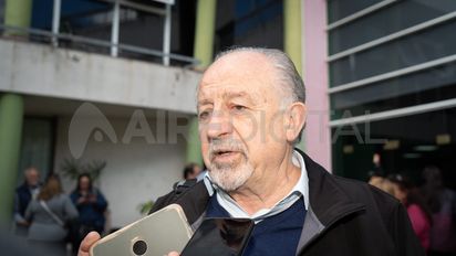 Presentan una denuncia penal contra Javier Milei por el DNU del acuerdo con el FMI