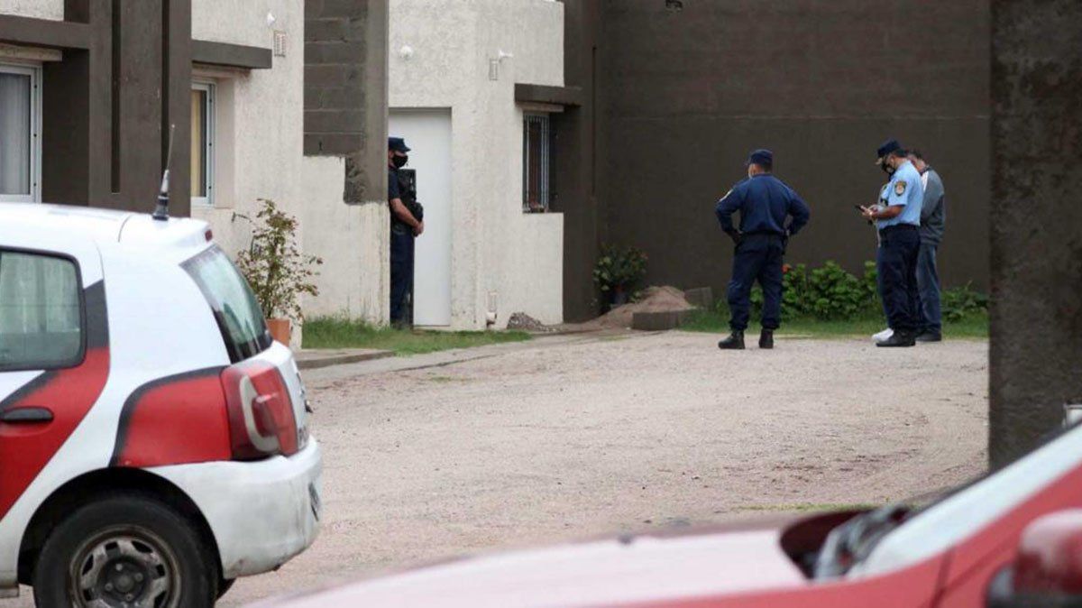 El presunto femicidio ocurrió en horas de las madrugada de este domingo.