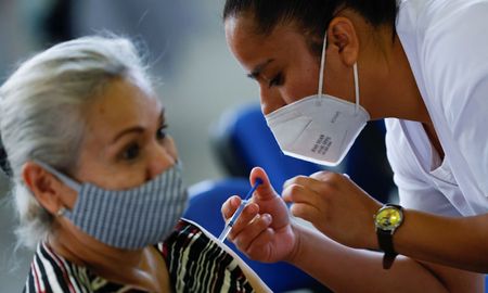 México ya recibió 35,4 millones de vacunas de Pfizer-BioNTech, AstraZeneca, Sinovac, Sputnik V y Cansino. México ya recibió 35,4 millones de vacunas de Pfizer-BioNTech, AstraZeneca, Sinovac, Sputnik V y Cansino.