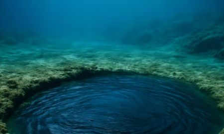 La tecnología electromagnética permitió mapear capas geológicas porosas que conectan la costa de Nueva Jersey con Maine bajo cientos de metros de sedimento marino. La tecnología electromagnética permitió mapear capas geológicas porosas que conectan la costa de Nueva Jersey con Maine bajo cientos de metros de sedimento marino.
