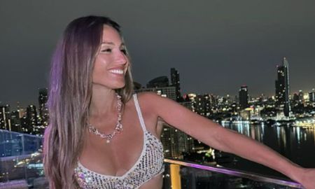 Pampita está disfrutando de unas increíbles vacaciones en Tailandia junto con su hija. Pampita está disfrutando de unas increíbles vacaciones en Tailandia junto con su hija.