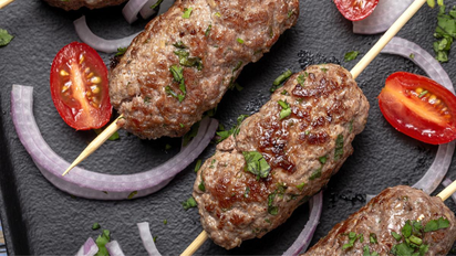 Kebab: la receta fácil con ingredientes simples para hacer en casa y sorprender a toda la familia