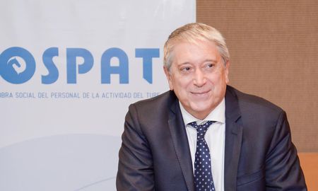 Carlos Felice, titular de Ospat y de la Unión de Trabajadores del Turf y Afines a nivel nacional. Carlos Felice, titular de Ospat y de la Unión de Trabajadores del Turf y Afines a nivel nacional.