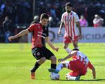 Unión y Colón juegan este domingo otra edición del clásico santafesino, que se podrá seguir por distintas señales de TV y radio. Unión y Colón juegan este domingo otra edición del clásico santafesino, que se podrá seguir por distintas señales de TV y radio.