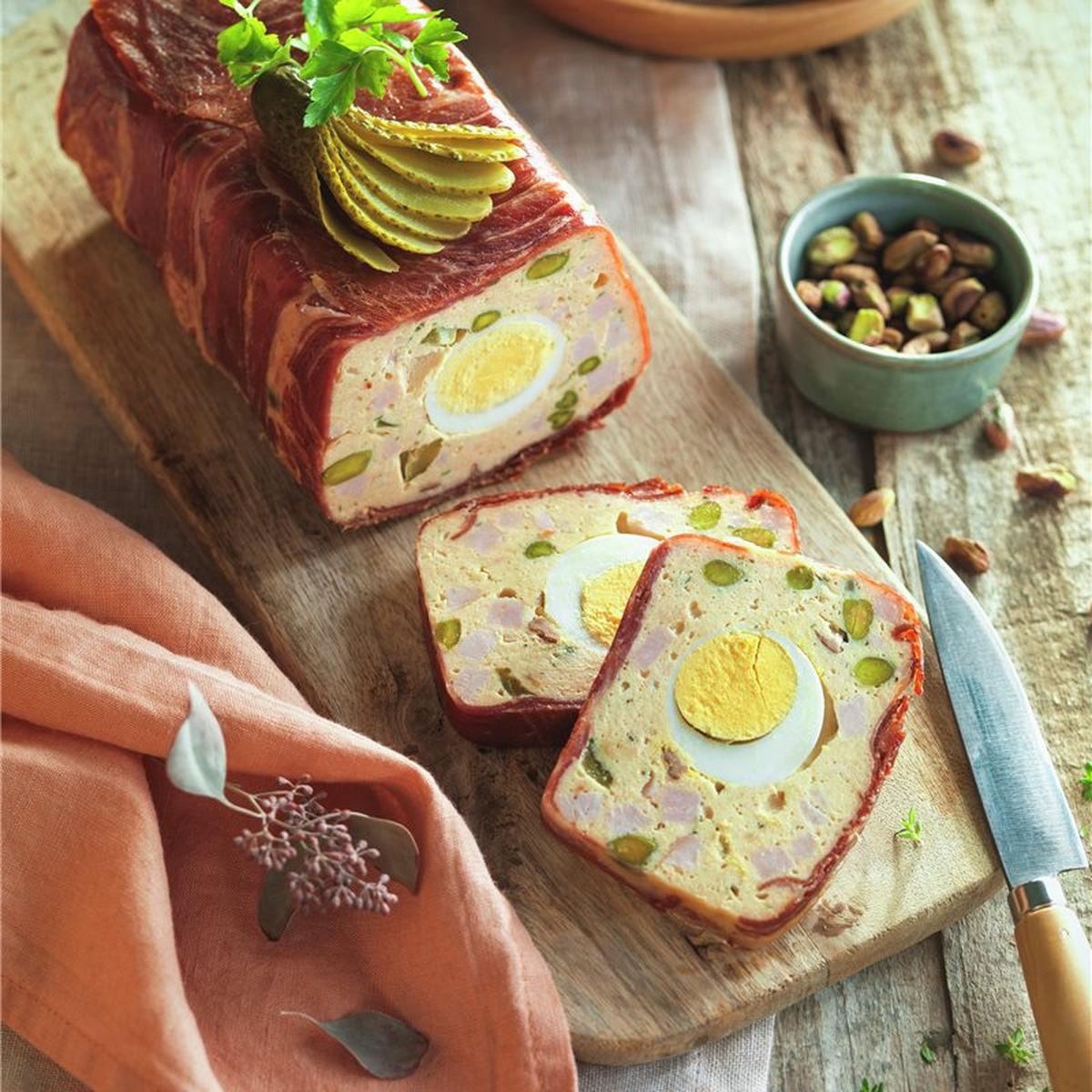 Guillermo Calabrese compartió la clásica receta de terrina de pollo. Guillermo Calabrese compartió la clásica receta de terrina de pollo.