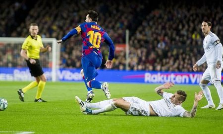 barcelona y real madrid empataron 0 a 0, con incidentes cerca del estadio barcelona y real madrid empataron 0 a 0, con incidentes cerca del estadio