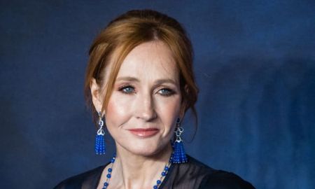J.K. Rowling, la autora de Harry Potter, fue acusada de antisemita. J.K. Rowling, la autora de Harry Potter, fue acusada de antisemita.