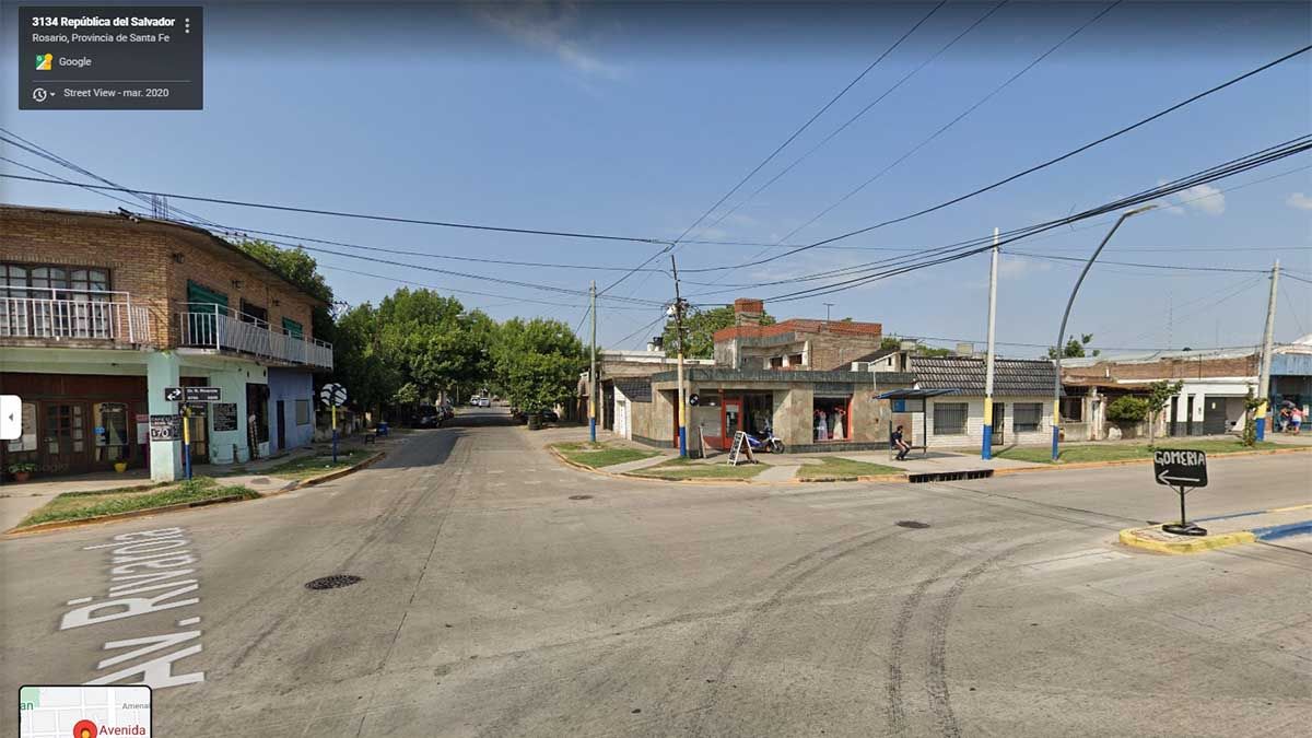 Avenida Rivarola y República del Salvador