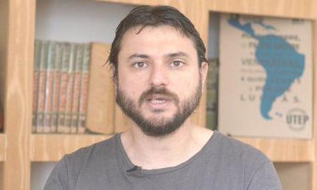 Juan Grabois anunció que dejarán Casa Nueva. Juan Grabois anunció que dejarán Casa Nueva.
