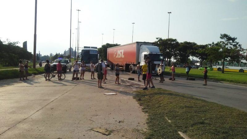 Vecinos de la Vuelta del Paraguayo realizaron cortes intermitentes en RN 168