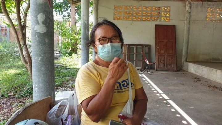 Rachot Chanwijit, de 61 años, se preocupó cuando cayó la noche y su marido no daba señales de vida. Foto: Facebook Royal Coast Review Thailand