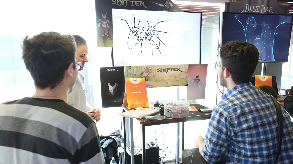 EVA (Exposición de Videojuegos Argentina) que fue creada por ADVA (Asociación de Desarrolladores de Videojuegos de Argentina) en el año 2003.