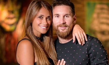 Antonela Roccuzzo posteó una romántica salida junto a Lionel Messi en medio del Wanda Gate Antonela Roccuzzo posteó una romántica salida junto a Lionel Messi en medio del Wanda Gate