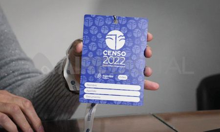 De acuerdo al último Censo 2022, en la Provincia de SantaFe habitan 3.544.908 personas: 1.834.649 (51,75%) son mujeres y 1.710.259 (48,25%)son varones. De acuerdo al último Censo 2022, en la Provincia de SantaFe habitan 3.544.908 personas: 1.834.649 (51,75%) son mujeres y 1.710.259 (48,25%)son varones.