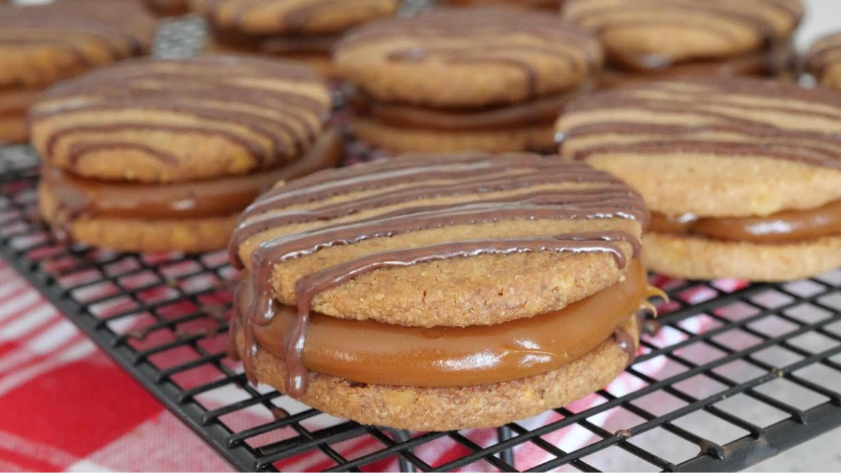 Alfajores de nuez y dulce de leche: la receta práctica y deliciosa para hacer en casa con pocos ingredientes