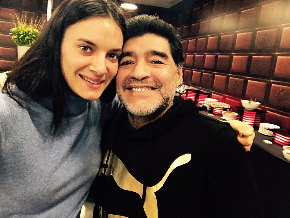 El 26 de noviembre de 2020, al día siguiente de la muerte de Diego Armando Maradona, la rusa publicó un sentido mensaje en sus redes. “Descansá en paz mi querido amigo, el gran Diego! Muy orgullosa de haberte conocido y haber sido tu amiga! Mis sinceras condolencias a su familia y amigos”.