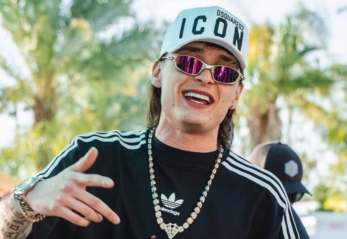 Peso Pluma antes de la fama: problemas con las drogas e intentos de rehabilitación