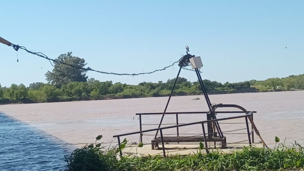 No es la primera vez que ocurre un episodio de estas características. “No, ya pasó, es la segunda vez. El año pasado también ya habían robado algo de cables del mismo lugar”, sostuvo la presidenta de la vecinal de Colastiné Sur. 