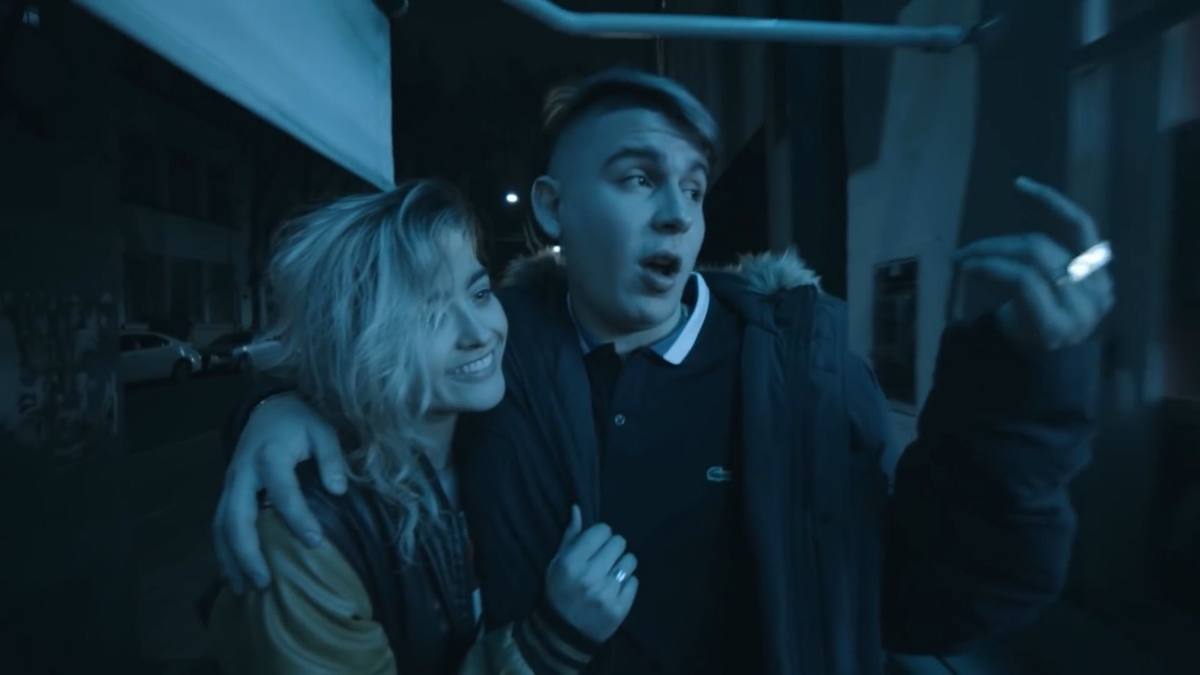 Su ex la bloqueó de todas las redes sociales y ella apareció en el video de su artista favorito