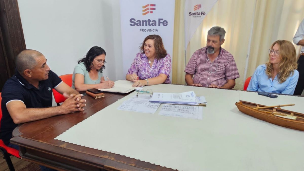 A trav&eacute;s de convenios con municipios y comunas, la Provincia trabaja en la mensura, regularizaci&oacute;n de terrenos y tramitaci&oacute;n administrativa necesaria para que los vecinos accedan al t&iacute;tulo de propiedad.