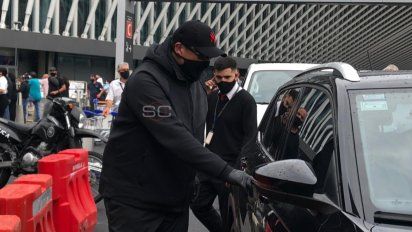 Copa de la Liga: Germán Mono Burgos ya está en Argentina y prepara su debut en Newell's