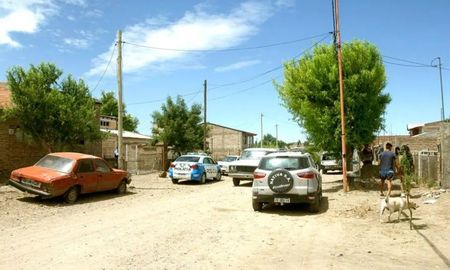 parricidio macabro: dos hermanos de 20 y 27 anos decapitaron a su padre en plena calle parricidio macabro: dos hermanos de 20 y 27 anos decapitaron a su padre en plena calle