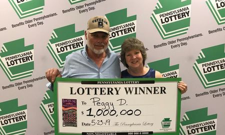 Una mujer que compra un boleto de lotería todos los días gana el premio mayor por segunda vez