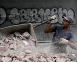 Un informe de la UBA advirtió que en los últimos dos años se destruyeron más de 253.000 empleos asalariados formales y crecieron las ocupaciones independientes de baja calificación. Un informe de la UBA advirtió que en los últimos dos años se destruyeron más de 253.000 empleos asalariados formales y crecieron las ocupaciones independientes de baja calificación.