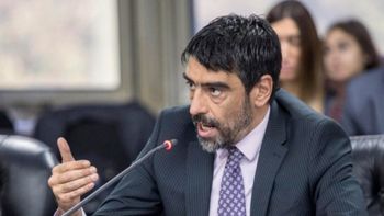 El Ministerio de Seguridad, a cargo de Alejandra Monteoliva, denunciará al diputado Rodolfo Tailhade por supuesto espionaje ilegal, según confirmaron fuentes oficiales.
