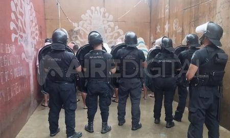 Personal de la CGI en el establecimiento policial. Personal de la CGI en el establecimiento policial.