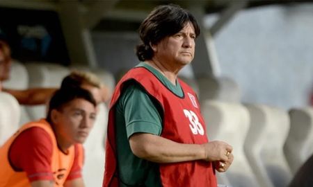 Estuvo cerca del plantel de San Lorenzo que ganó la Copa Libertadores y hace años se lo vio varias veces en el predio de Gimnasia Estuvo cerca del plantel de San Lorenzo que ganó la Copa Libertadores y hace años se lo vio varias veces en el predio de Gimnasia