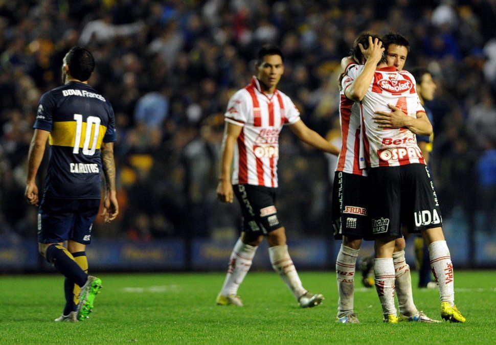 Uni&oacute;n venc&iacute;a por 5&deg; vez a Boca en La Bombonera