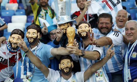 Detectan monotributistas que compraron entradas para Qatar y no pueden justificar el gasto Detectan monotributistas que compraron entradas para Qatar y no pueden justificar el gasto