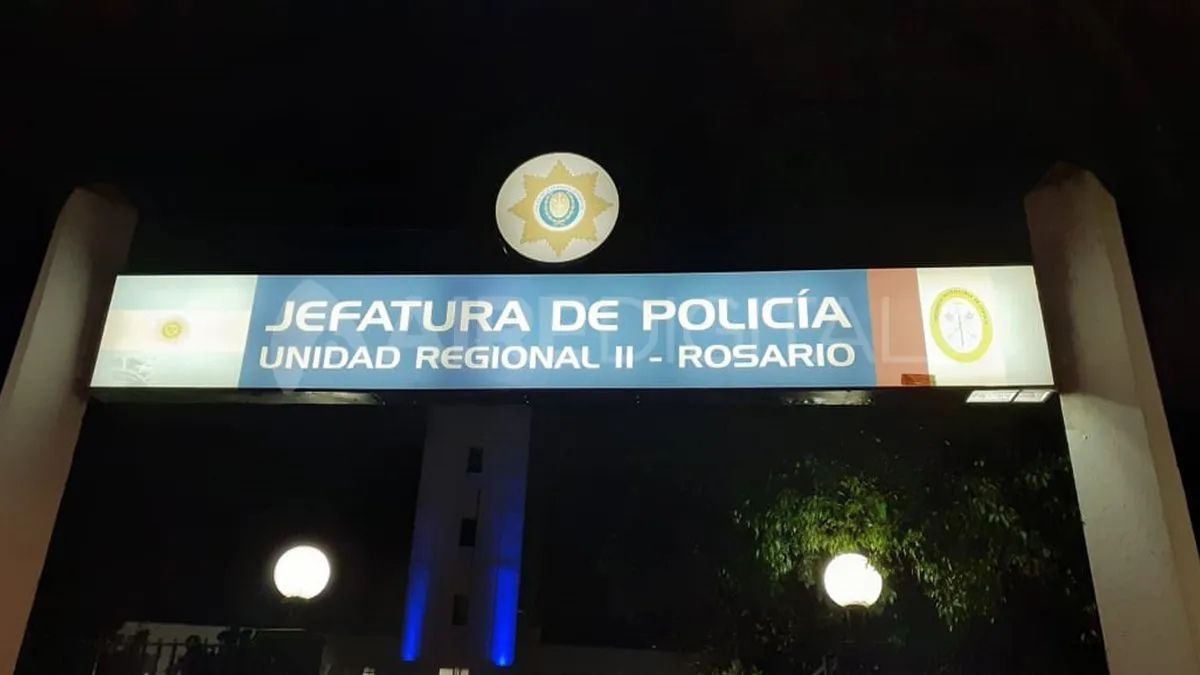 El Gobierno de Santa Fe intervino la Unidad Regional II (URII) de Rosario a principios de mayo en el marco de la causa que investiga la sobrefacturación de combustibles para los patrulleros.