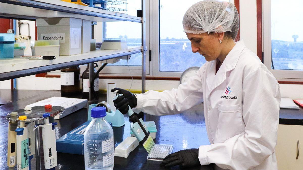 Una innovación científica gestada en los laboratorios de la Universidad Nacional del Litoral (UNL) y el Conicet promete transformar el abordaje de enfermedades como el Alzheimer y Parkinson.