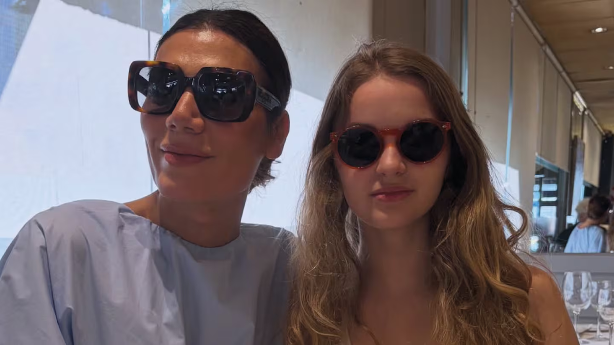Flor de la V y su hija Isabella mostraron sos looks para una salida de domingo