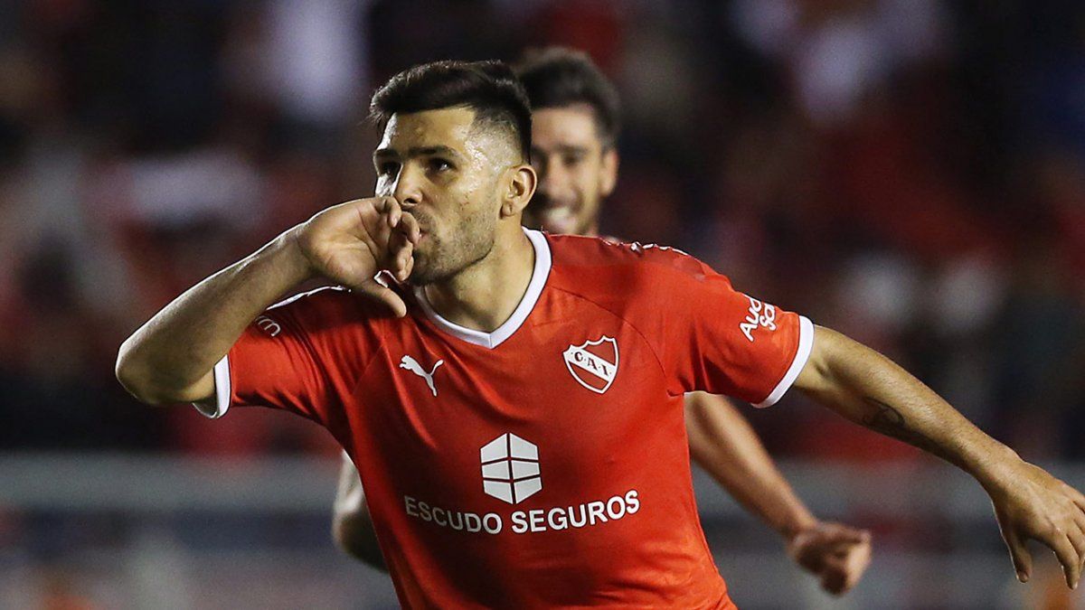 Silvio Romero, de Independiente, pidió la suspensión del partido por Copa Argentina