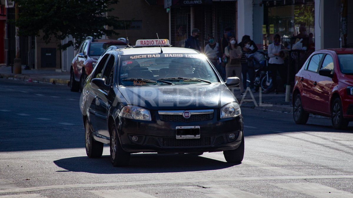 A partir de este miércoles 1 de diciembre aumenta el servicio de taxis en la ciudad de Santa Fe.