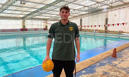 Matías Picatto, de Regatas, fue convocado a la Selección Argentina de Waterpolo Sub-18, que jugará el Mundial en Buenos Aires. Matías Picatto, de Regatas, fue convocado a la Selección Argentina de Waterpolo Sub-18, que jugará el Mundial en Buenos Aires.