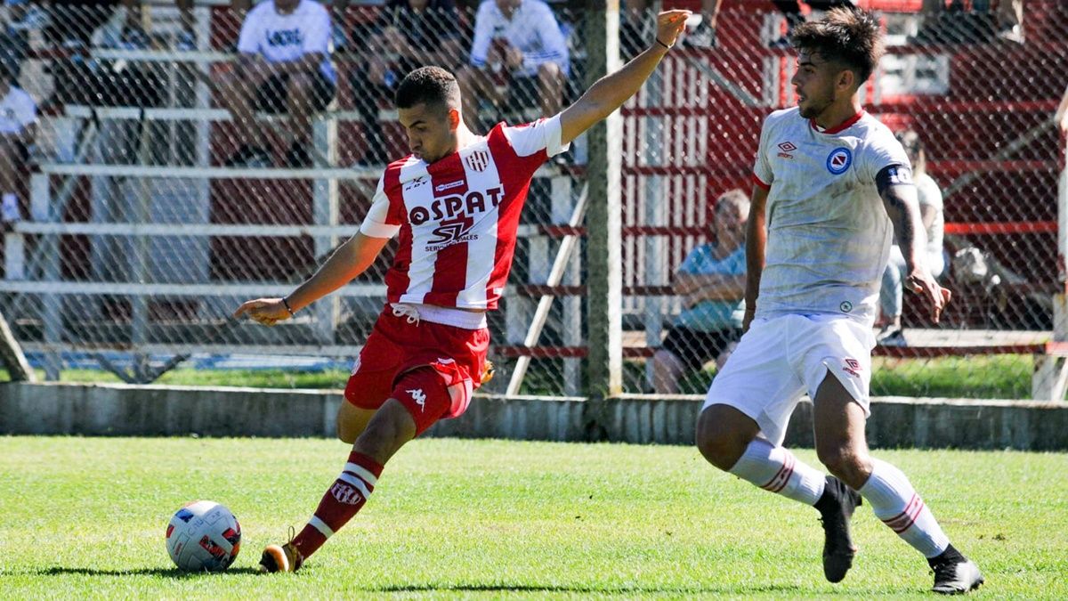 El Tatengue cayó 3-1 frente al Bicho en La Tatenguita. Mariano Meynier fue el autor del tanto rojiblanco.