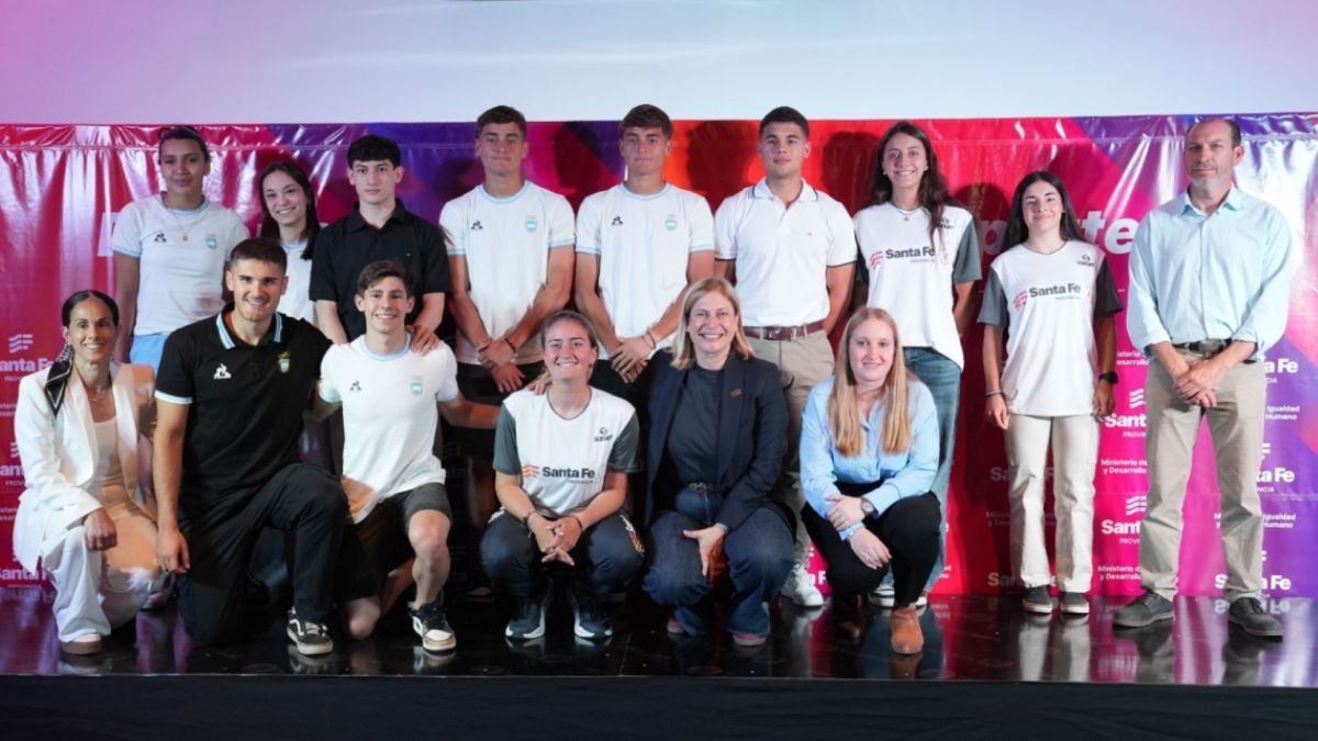 El acto se realizó en el Club Sportivo Avellaneda de la ciudad de Rosario.