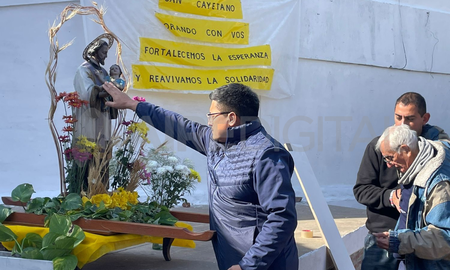 Este 7 de agosto se celebró en Santa Fe la fiesta de San Cayetano, patrono del pan y del trabajo. Este 7 de agosto se celebró en Santa Fe la fiesta de San Cayetano, patrono del pan y del trabajo.