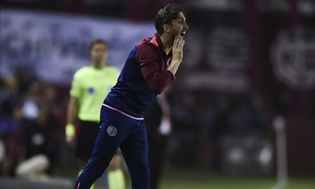 a valenti lo necesito en lanus, dijo el dt zubeldia por su negativa a cederlo al sub 23 a valenti lo necesito en lanus, dijo el dt zubeldia por su negativa a cederlo al sub 23